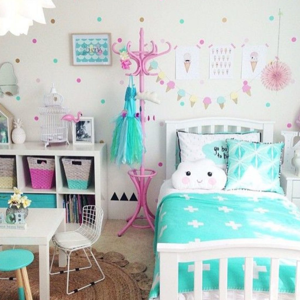 Little Girl S Bedroom Decorating Ideas And Adorable Girly