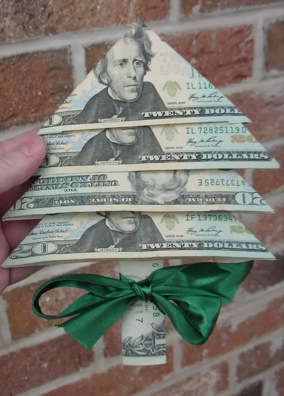 Unique DIY idea for giving money as a Christmas gift - fold the bills to look like a Christmas tree