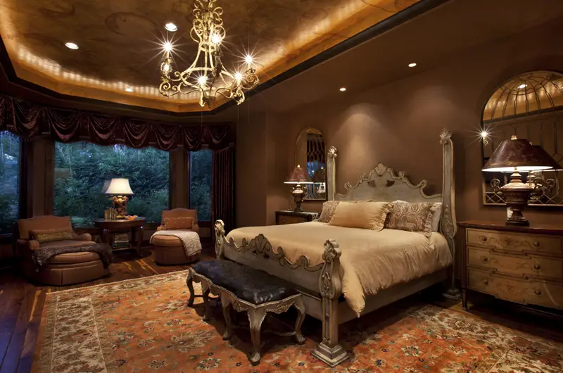 Master Bedroom Chandeliers Ideas and Pictures - Clever DIY Ideas