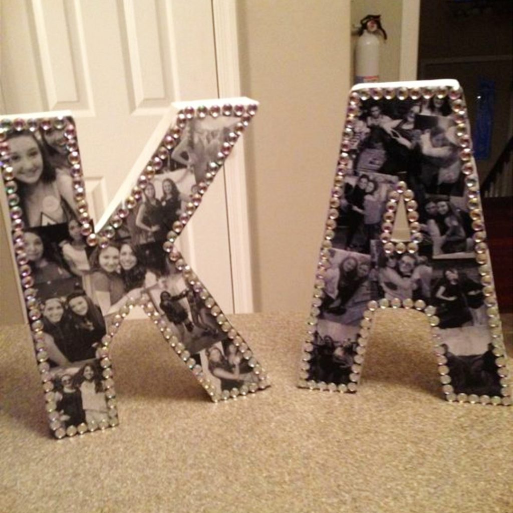Wooden Letter Photo Collage Ideas - these DIY projects are SO easy and sure make a great homemade gift idea