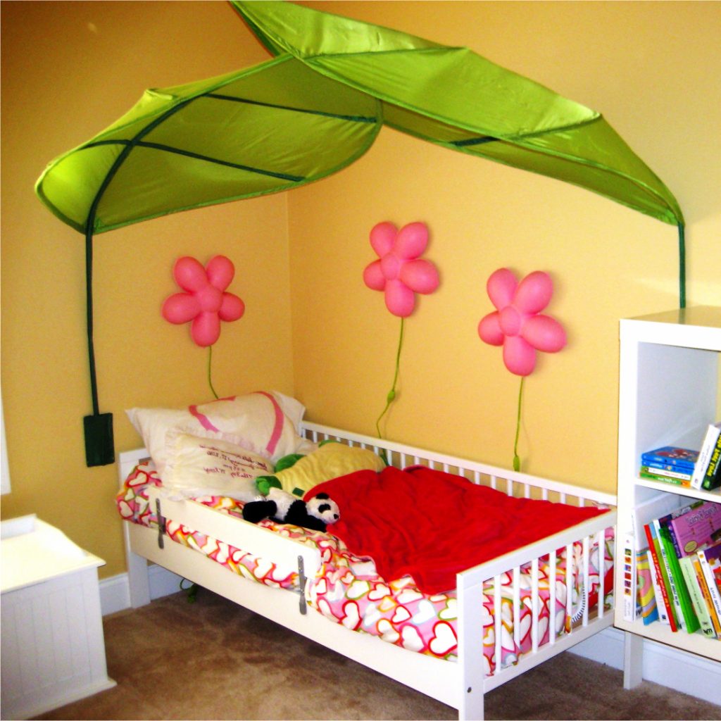 decorating a girl's bedroom - room ideas for your little girl #littlegirlsroom #bedroom #bedroomideas #bedroomdecor #diyhomedecor #homedecorideas #diyroomdecor #littlegirl #toddlergirlbedroomideas #toddler #diybedroomideas #pinkbedroomideas