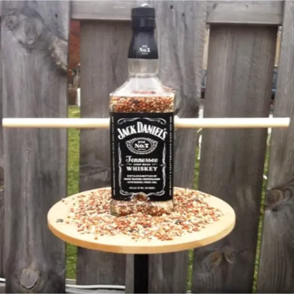Jack Daniels Bottle Crafts - DIY Jack Daniels bird feeder