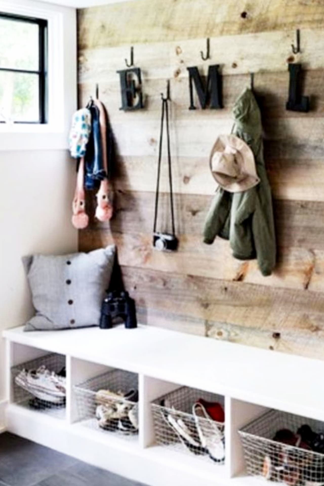 MudRoom Ideas Entryway Mudroom ideas. Laundry mudroom ideas, entryway mudroom ideas and mud room storage ideas - Get organized at home with a mudroom bench, cubbies and mudroom storage area. Farmhouse mudroom ideas as well as rustic and modern farmhouse decorating ideas too.