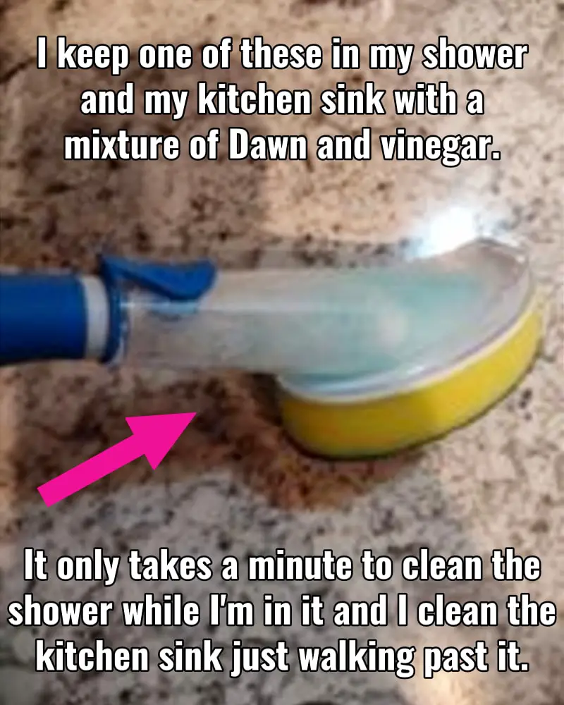 Keep house clean - sneaky ways to kep your house clean with toddlers, kids, pets, teenagers etc. Bathroom cleaning hack