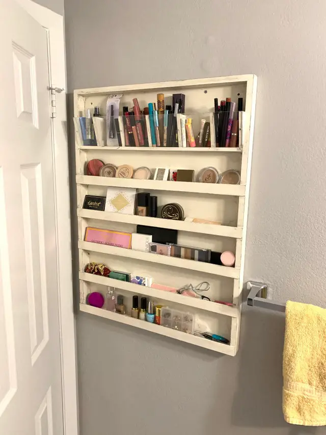 wall makeup storage ideas for small spaces